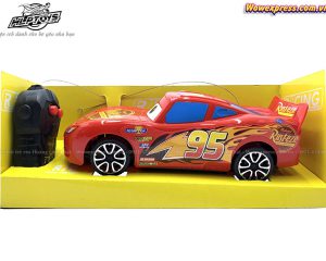 xe-McQueen-tia-chop-dieu-khien-8891-1b