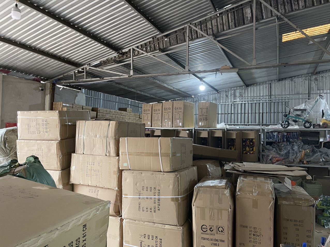 Nhập hàng từ nhà sản xuất đồ chơi trẻ em