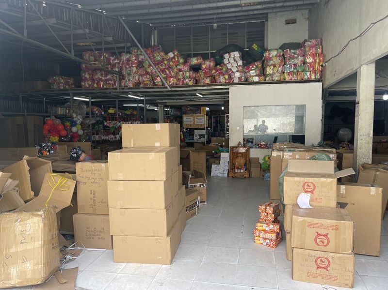 Phân phối sỉ đồ chơi trẻ em Yến Linh