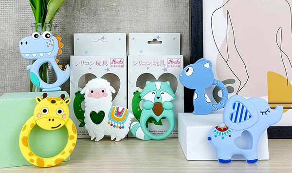 Đồ chơi cho bé dưới 1 tuổi ngậm nướu