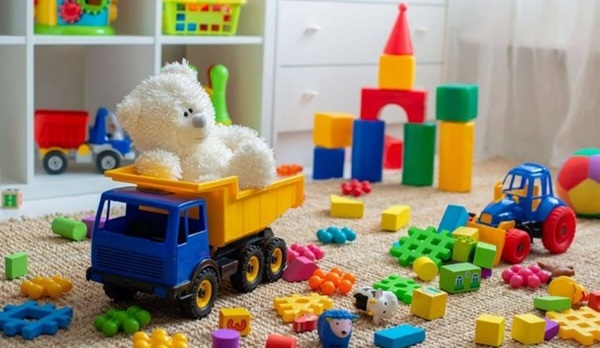 Một số lưu ý quan trọng khi mua đồ chơi cho trẻ 7 tháng tuổi